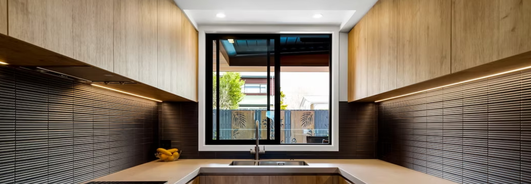 Sliding Stacking Windows banner