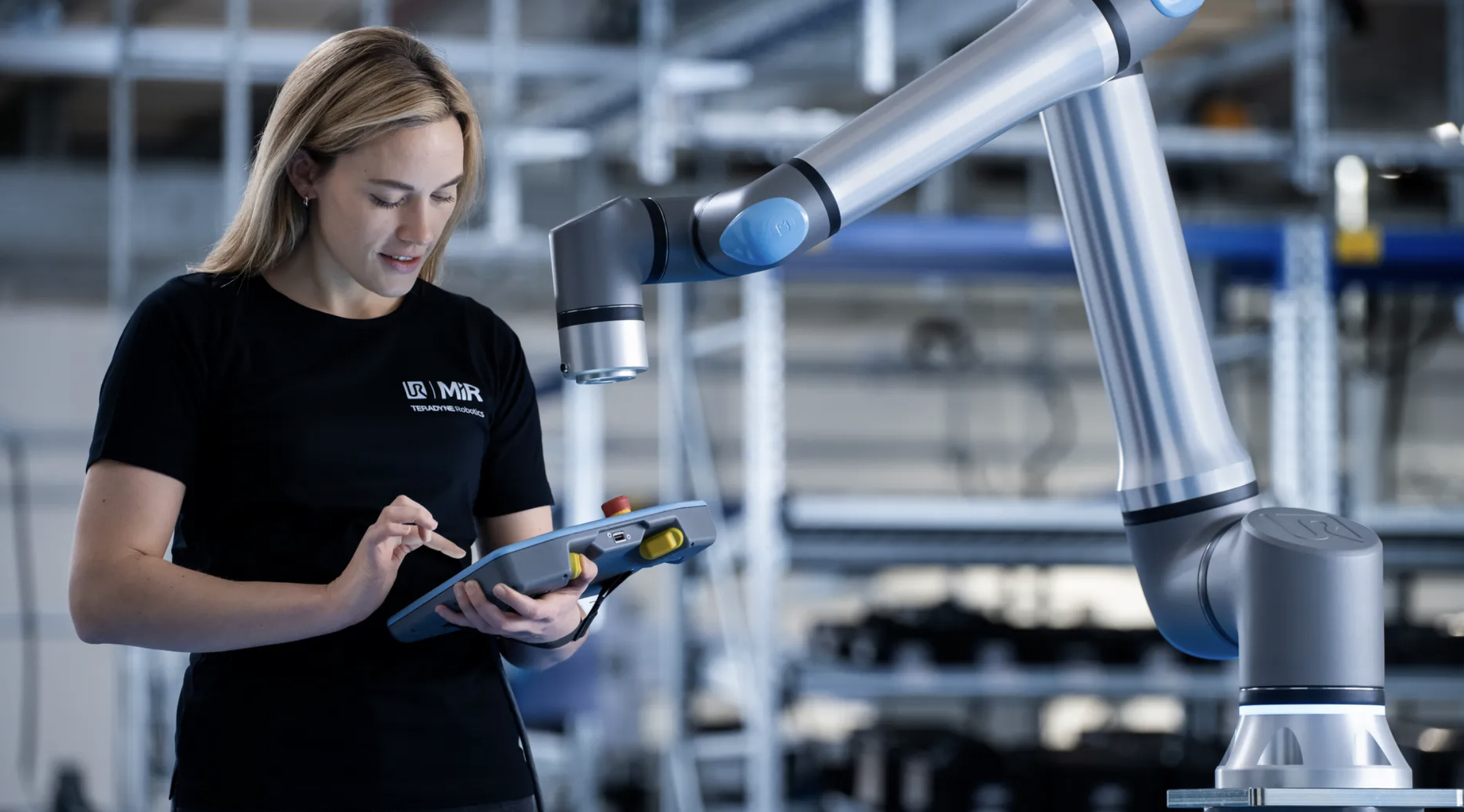 UNIVERSAL ROBOTS