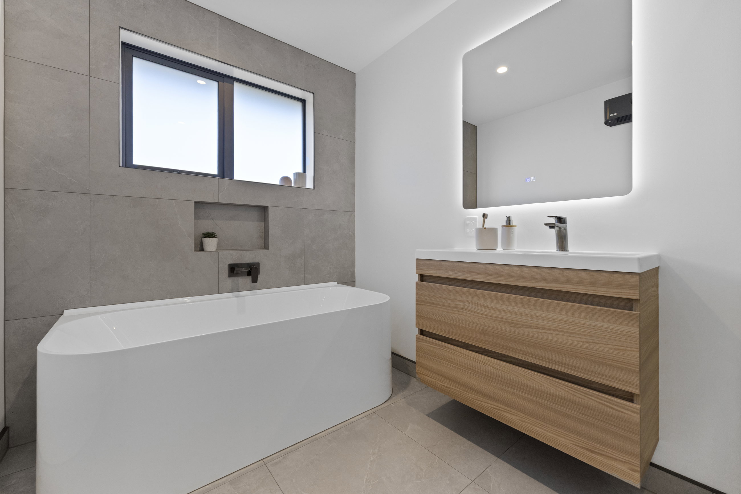 Latitude Dunedin Showhome Bathroom