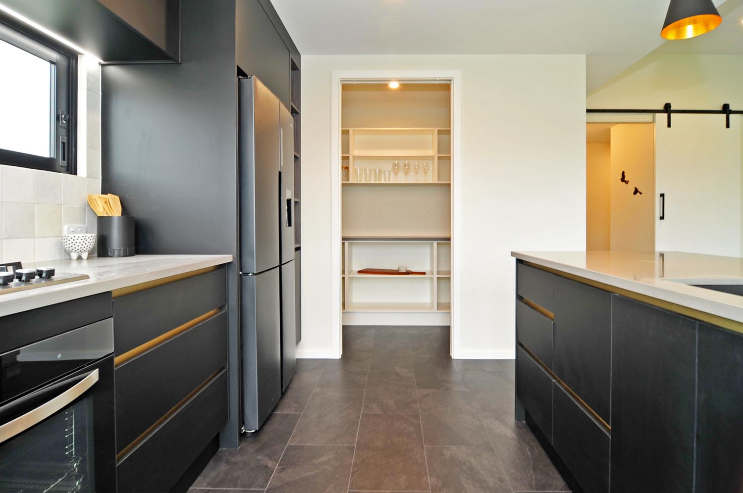 Mosgiel showhome Kitchen Pantry
