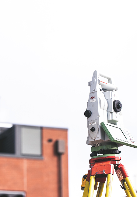 Image of a surveying device on a tripod
